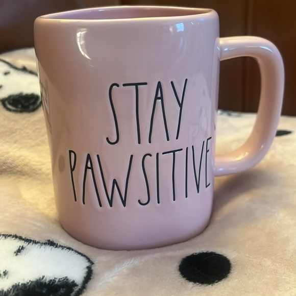 RAE DUNN ’STAY PAWSITIVE’ PINK GLAZED MUG NWOT - Picture 4 of 4